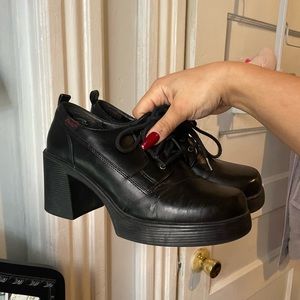 Womens Mudd loafers